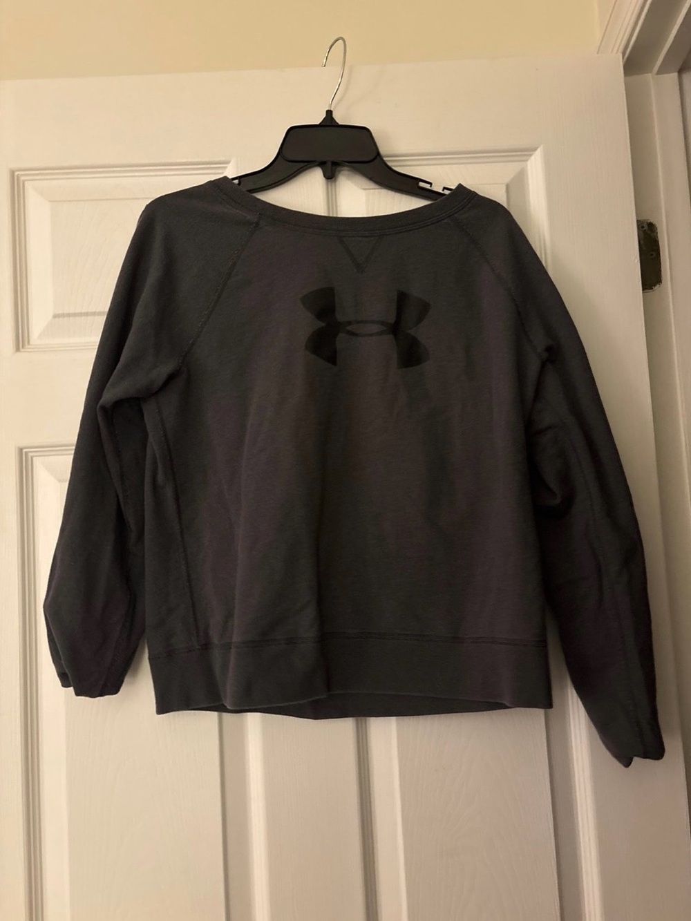 Under Armour Charcoal Gray Crewneck Sweatshirt with Black Logo